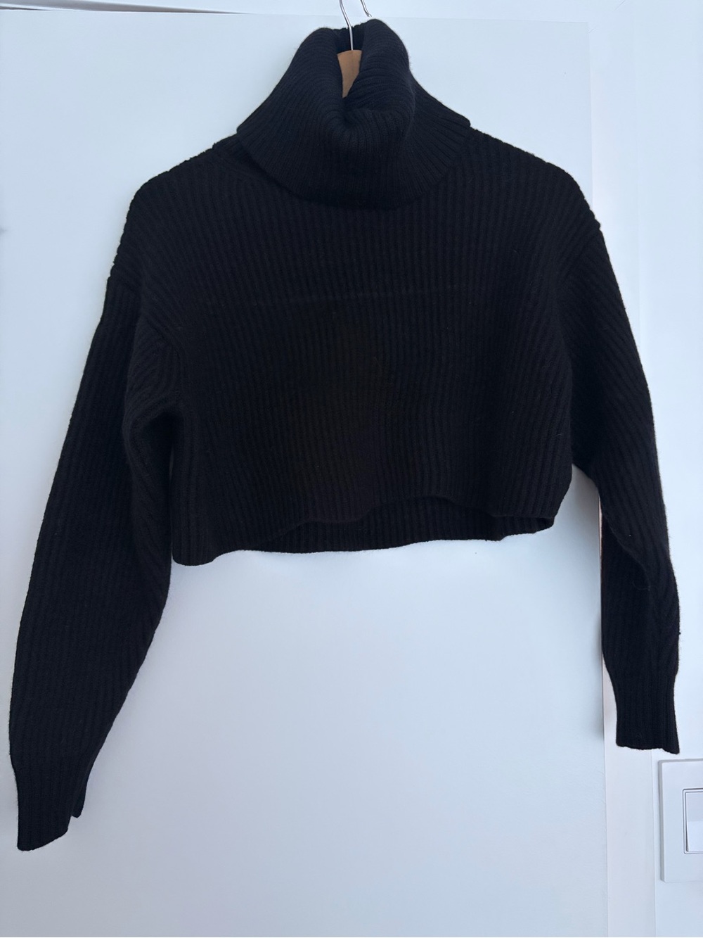Babaton Black Merino Wool Turtleneck Sweater - Picture 2 of 6